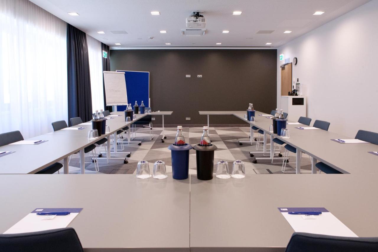 Holiday Inn Express Fuerth By Ihg מראה חיצוני תמונה