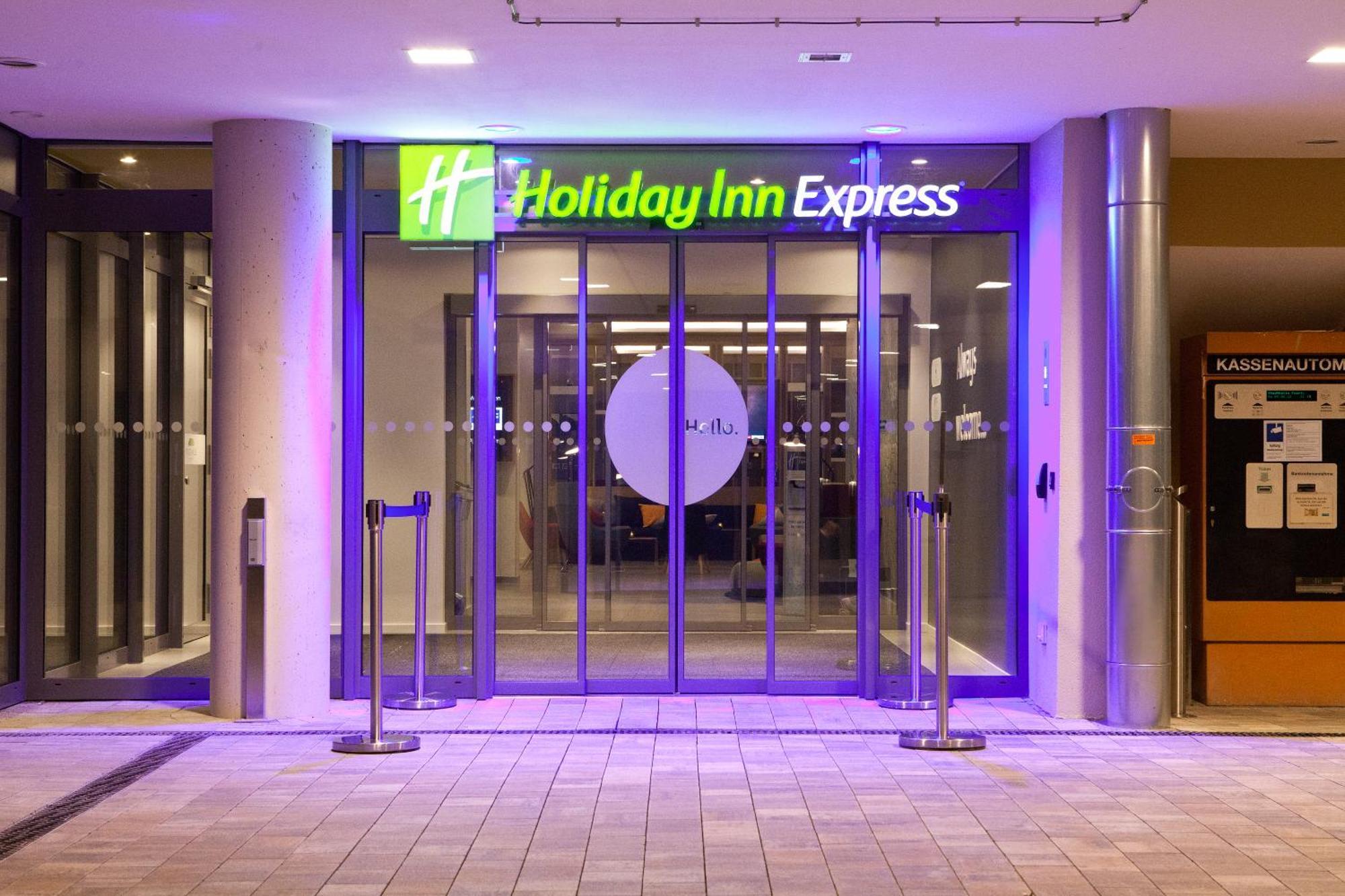 Holiday Inn Express Fuerth By Ihg מראה חיצוני תמונה